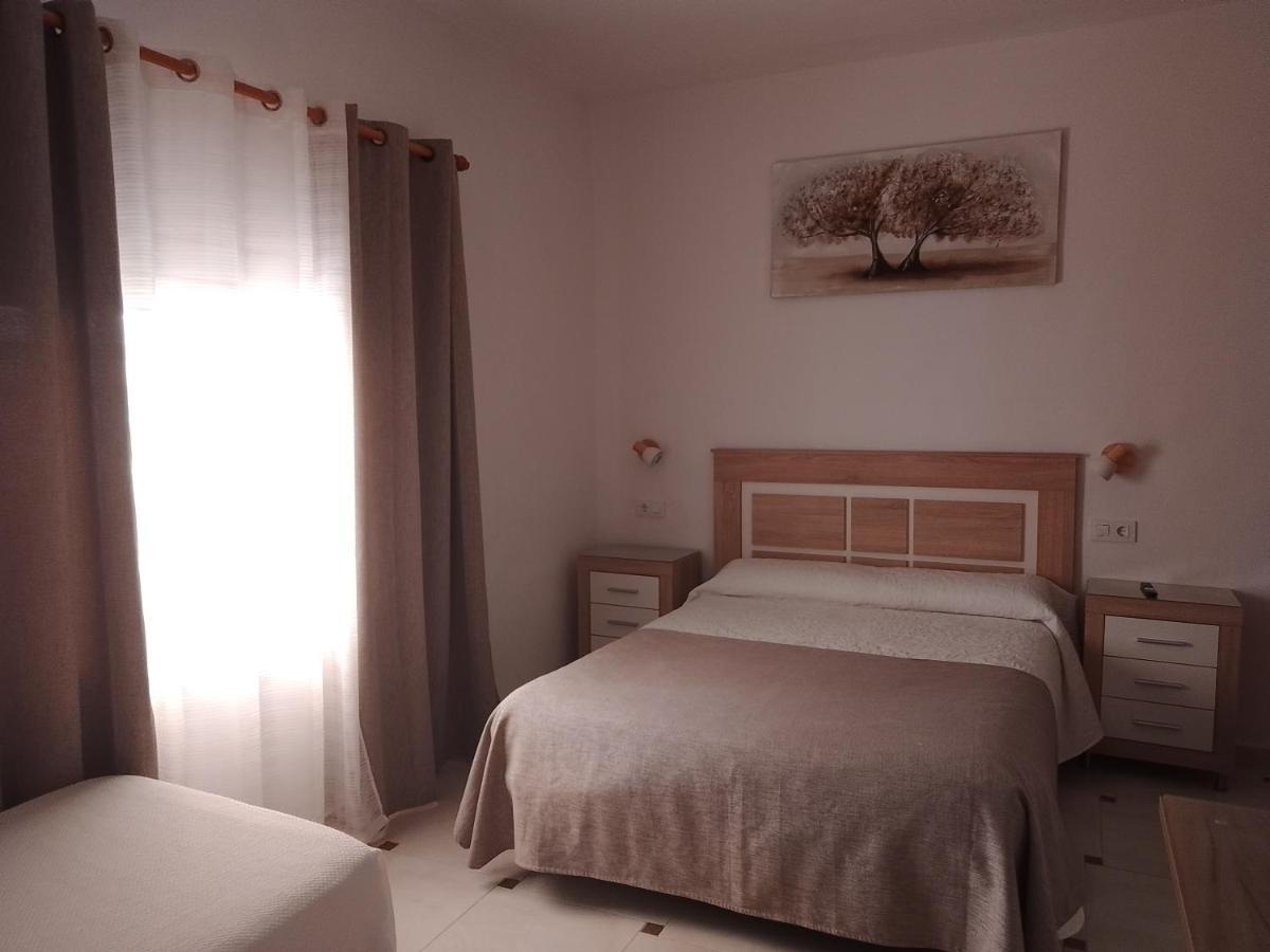 Hostal Los Arcos Hotel Chipiona Exterior photo