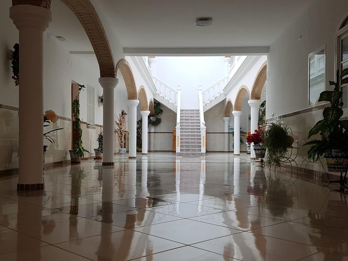 Hostal Los Arcos Hotel Chipiona Exterior photo